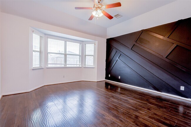 Building Photo - 13910 Merganser Dr