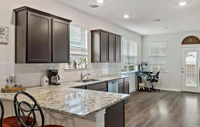 Building Photo - 2617 Franklin Dr