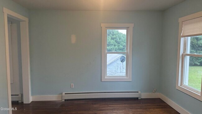 Building Photo - 234 Colebrook Rd