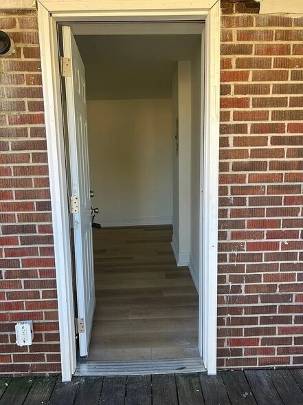 Building Photo - 1340 US-501