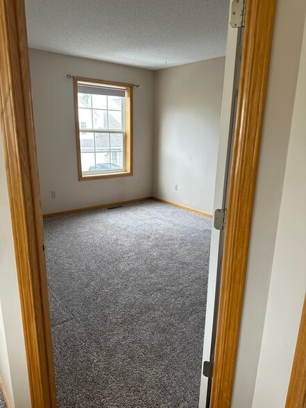 Bedroom 2 - 15100 Dunwood Trl