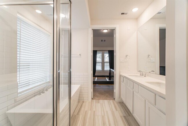 Building Photo - 7397 Mount Greylock Lp