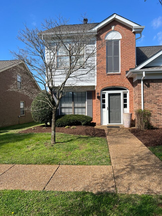 Primary Photo - Charming Condo for Rent in River Plantatio...