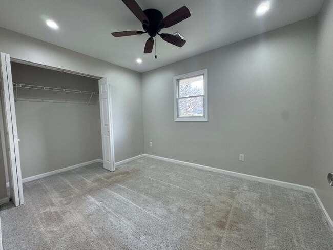 Building Photo - Recently Renovated Home Near Downtown Gillsville