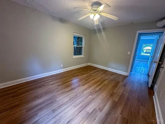 Building Photo - 1470 Antoinette Ave