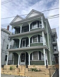 Building Photo - 33 Sidney St