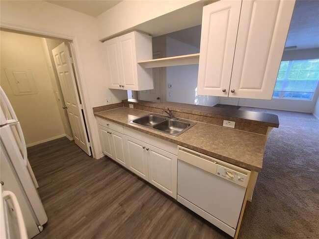 Building Photo - 36232 Misty Oak Dr