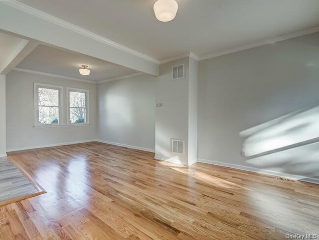 Building Photo - 232 Franklin Ave