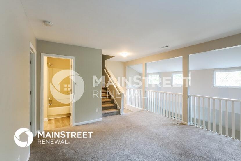 Building Photo - 4946 McAlpine Ln