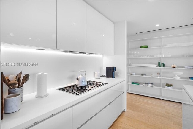 Building Photo - 9111 Collins Ave