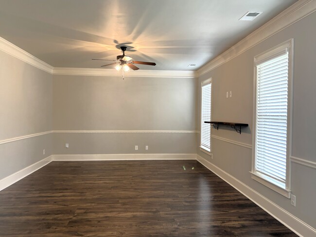 Building Photo - 781 Bridgewater Dr