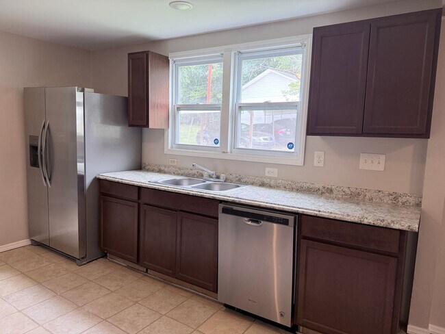 Building Photo - 2763 Penny Park Dr