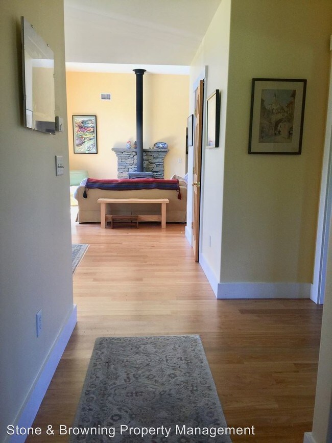 Building Photo - 201 Taylor Rd