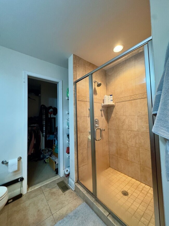 Building Photo - Charming 2 Bedroom/2 Bathroom Townhome near Patterson Park, Baltimore, MD!