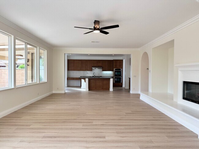 Building Photo - Spacious 6-Bedroom Estate in the Heart of Eastvale