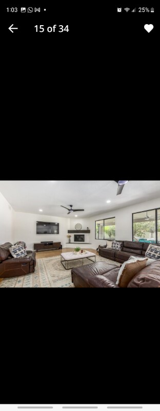 Building Photo - 6814 E Evans Dr