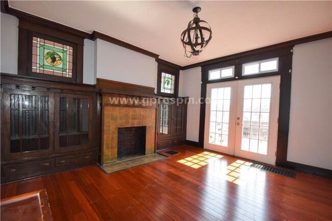 Building Photo - Mt Lebanon 3-bedroom house for rent