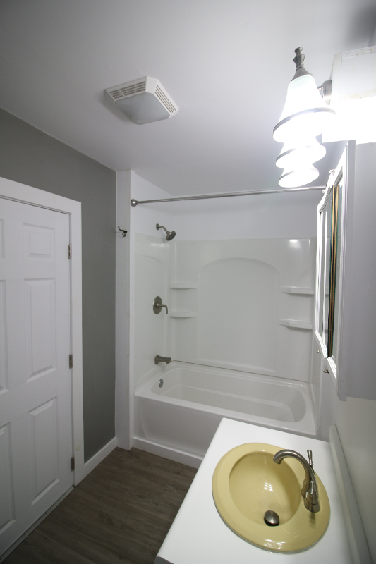 Building Photo - 49 Parah Dr