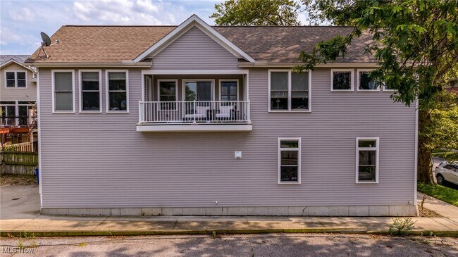 Building Photo - 1455 W 32nd St