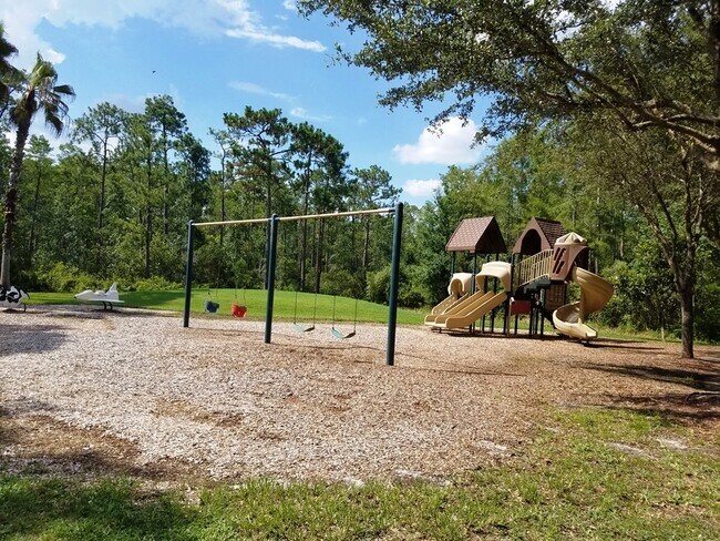 Building Photo - Andover Cay 4 Bedroom House for Rent