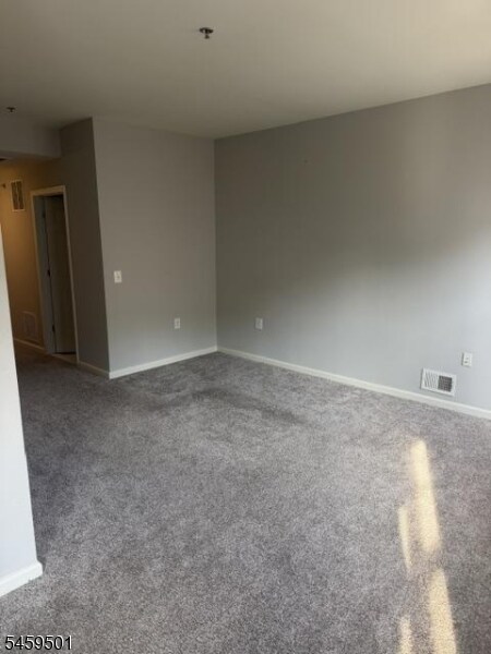 Building Photo - 100 Conover Terrace