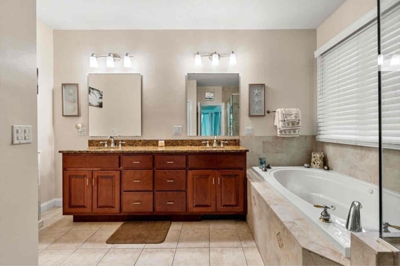 Building Photo - 32 Autumn Ridge Rd