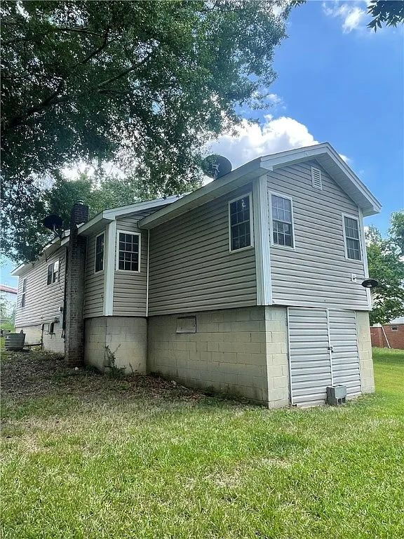 Building Photo - 2 Bed, 1 bath in Westminster