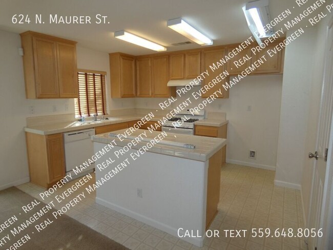 Building Photo - 624 N.Maurer Street- Zero deposit, ask us ...