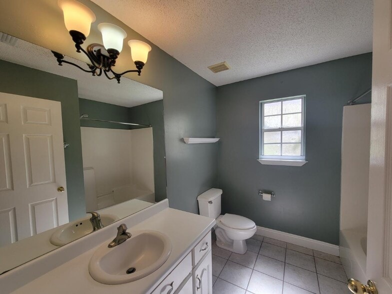 Building Photo - 316 Brady Way