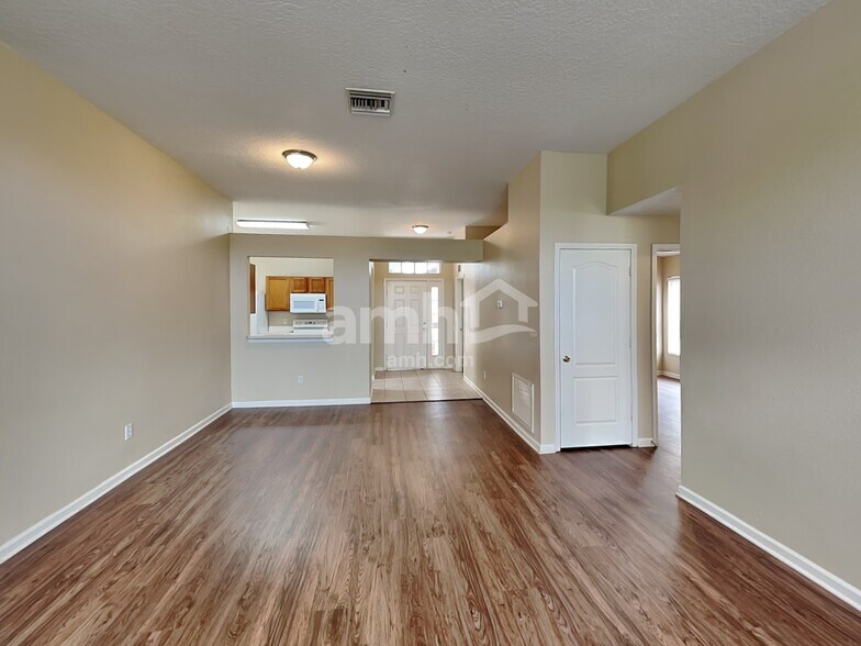 Building Photo - 13256 Early Run Ln