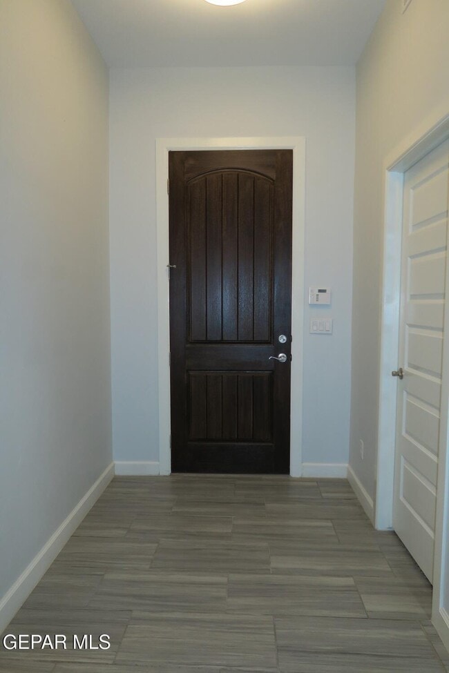 Building Photo - 13153 Cozy Cove Ave