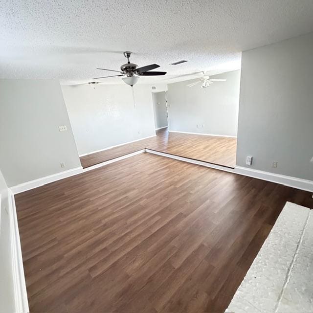 Building Photo - 1401 Panola Dr