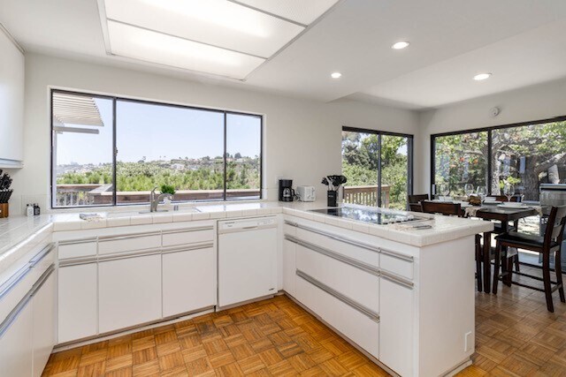 Building Photo - 7774 Via Capri