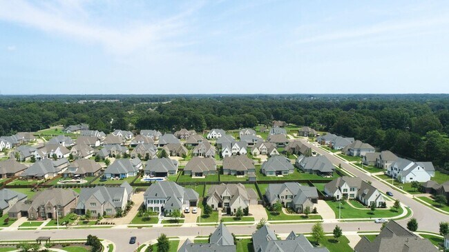 Building Photo - 4762 Magnolia Pk Cir W