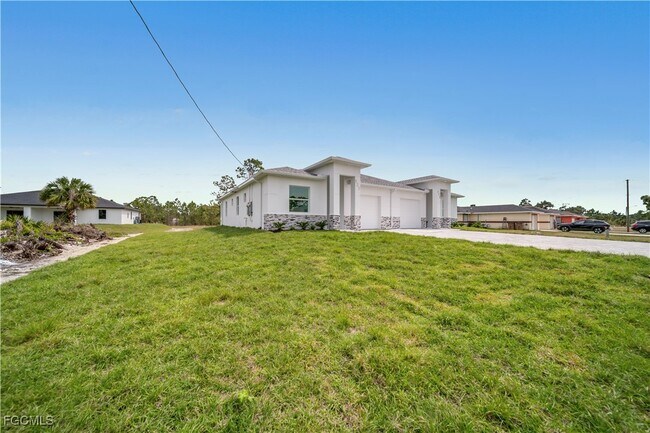 Building Photo - 1153 Countess Ave