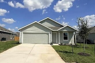 Building Photo - 308 Heritage Grvs Rd