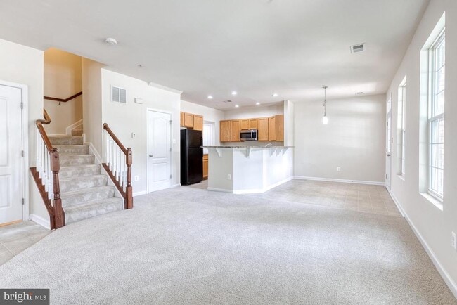 Building Photo - 23216 Observation Dr