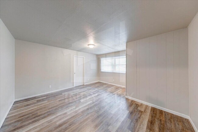 Building Photo - 3451 N Hartman Dr