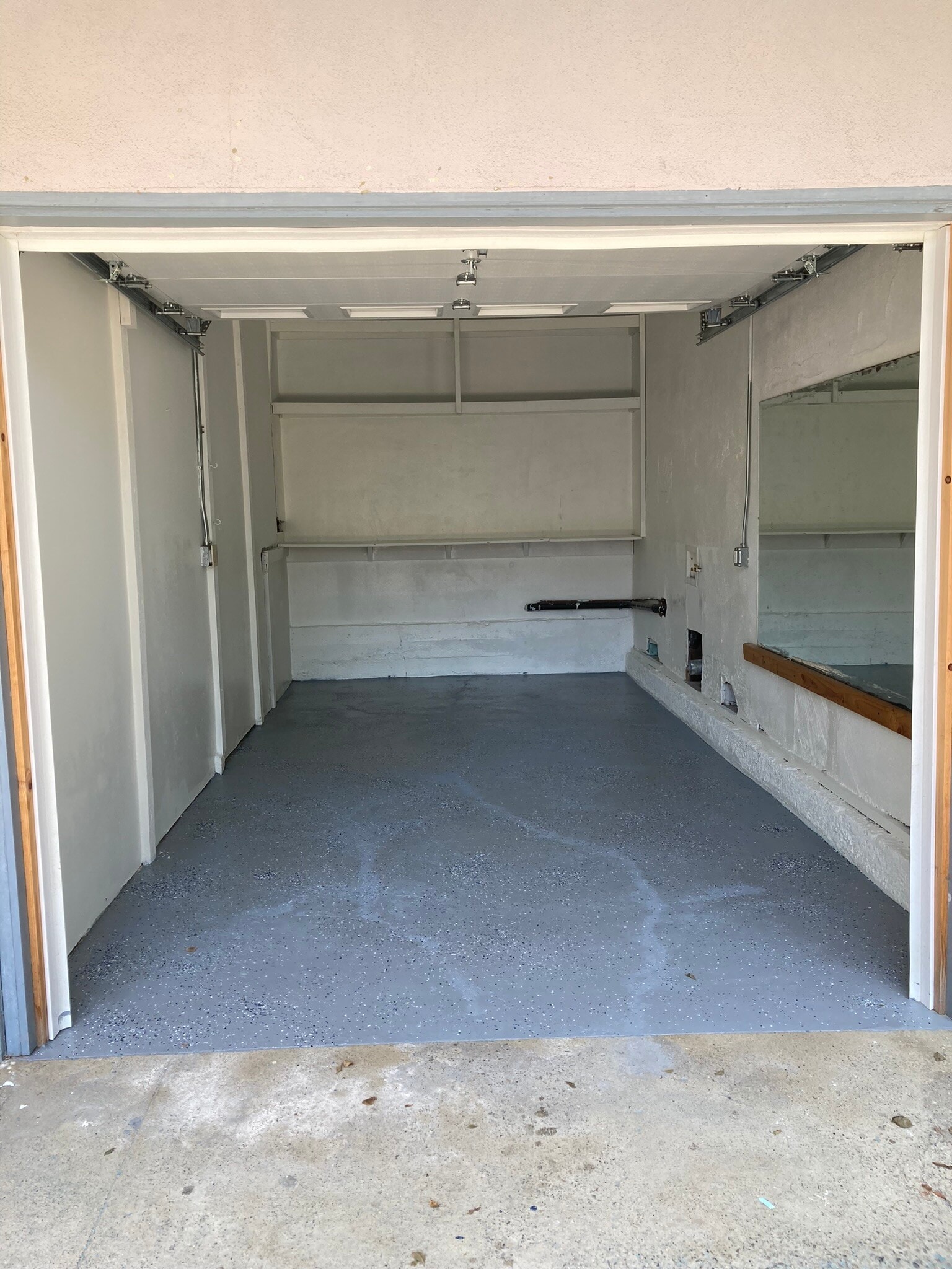 Garage-Washer and Dryer in garage) - 774 Sunset Ave