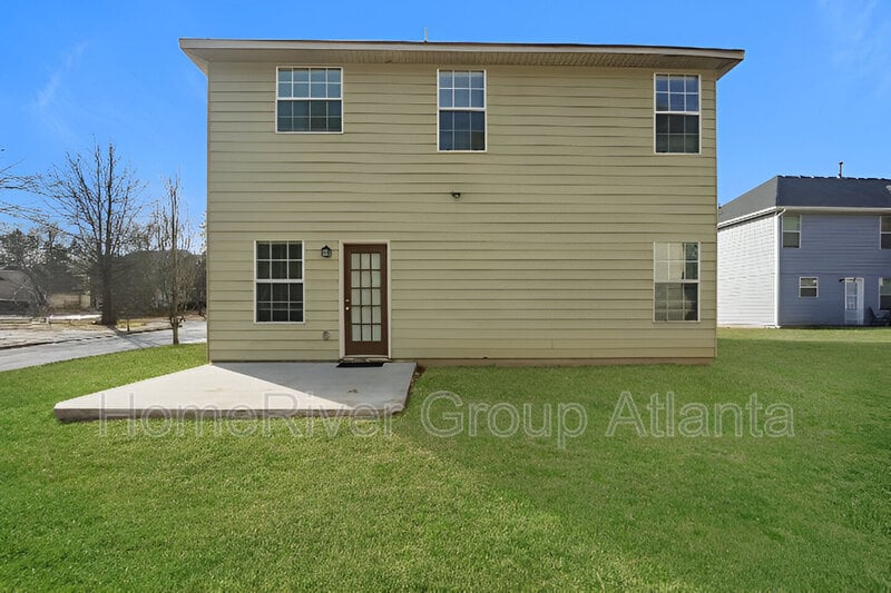 Building Photo - 655 Balerma St