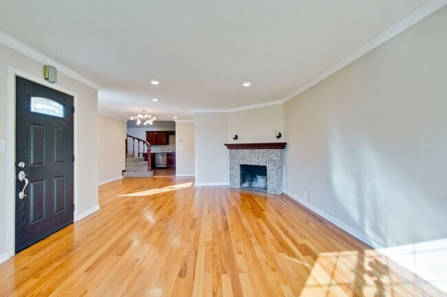 Building Photo - Wow! What a Great Home! Available Soon!