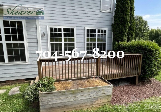 Building Photo - 8531 Camberly Rd