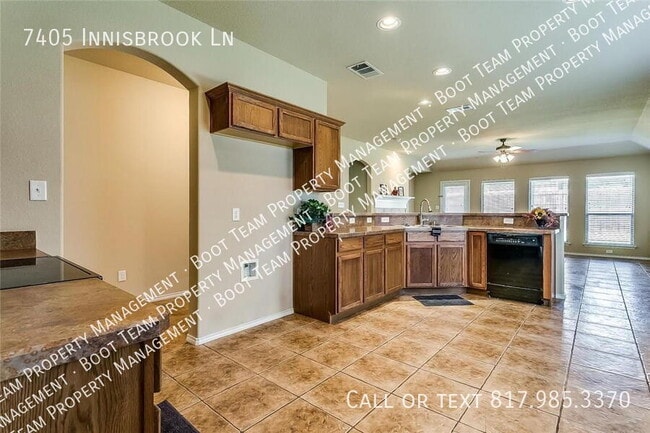 Building Photo - 7405 Innisbrook Ln