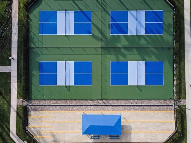 Building Photo - 8873 Via Brilliante