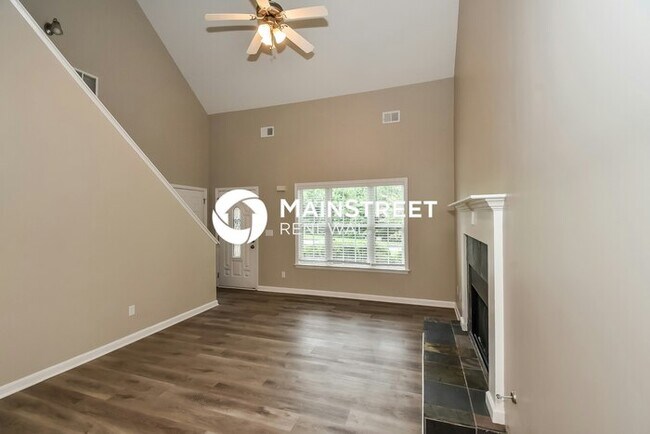 Building Photo - 3 Bedroom Pet-Friendly Home in Dallas, GA with Main Street Renewal