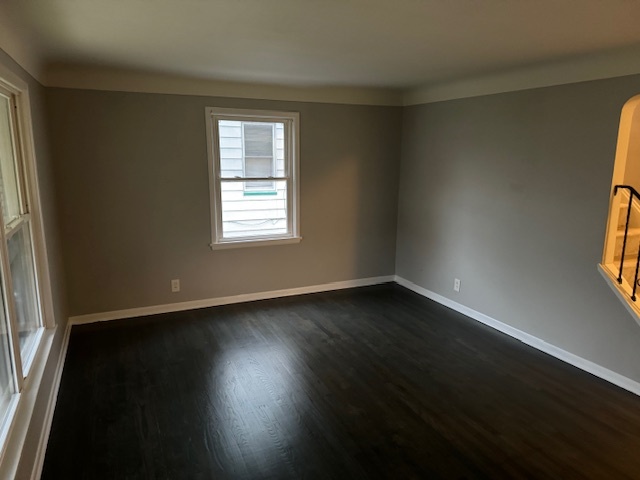 Living Room - 5413 Oakwood Ave