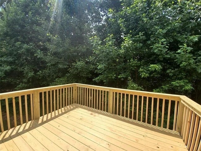 Building Photo - 1359 Belmont Hills Dr