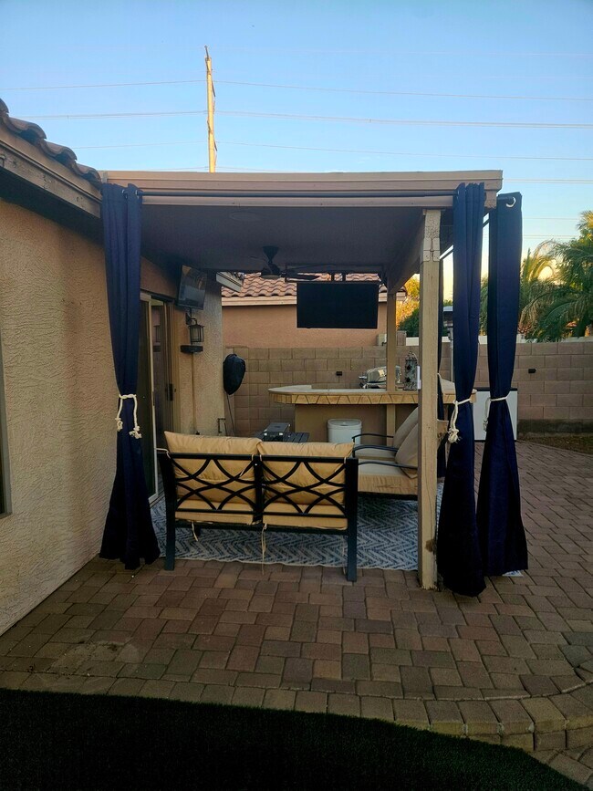 Building Photo - 3021 W Blue Sky Dr