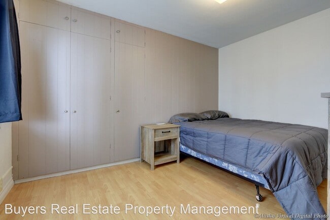 Building Photo - 1 br, 1 bath House - 525 W 3rd Avenue #509