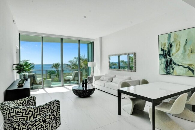 Building Photo - 900 N Ocean Blvd